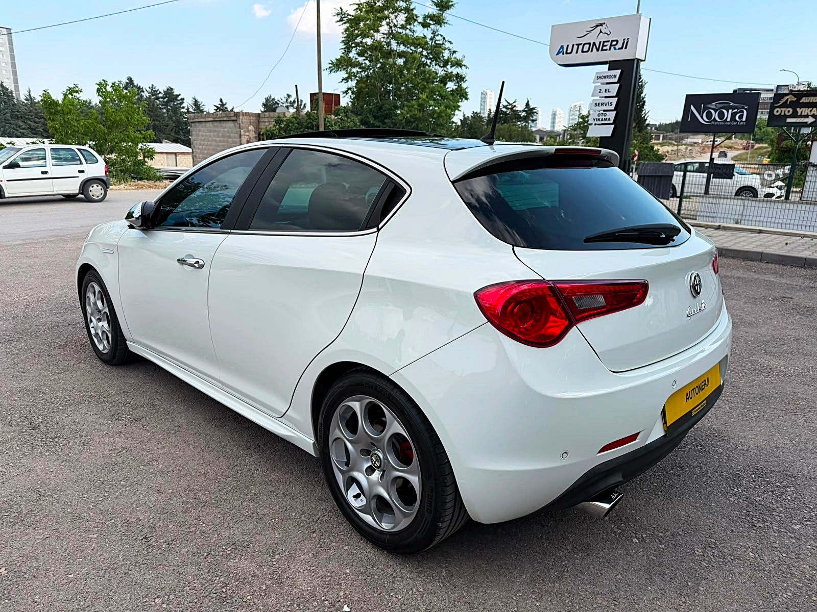 AUTONERJİ'DEN 2014 ALFA ROMEO GİULİETTA 1.4 TB MULTİAİR DİSTİNCT