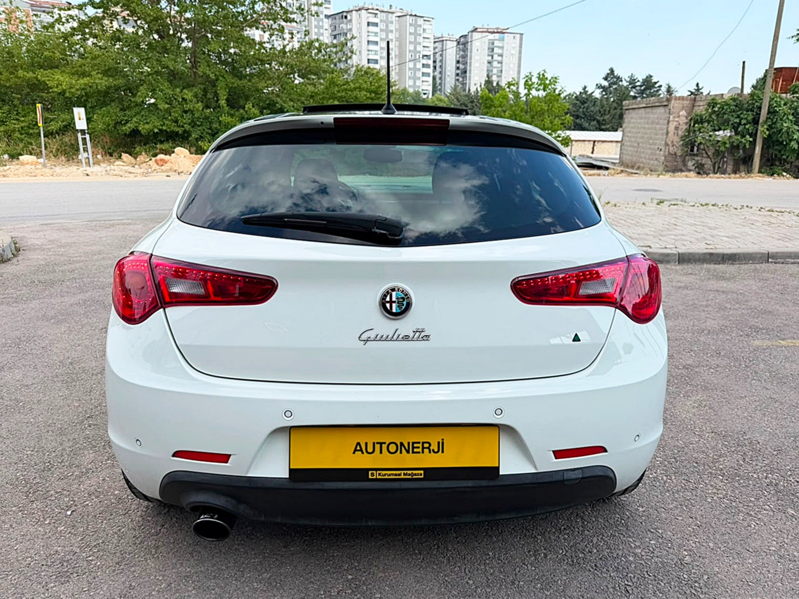 AUTONERJİ'DEN 2014 ALFA ROMEO GİULİETTA 1.4 TB MULTİAİR DİSTİNCT