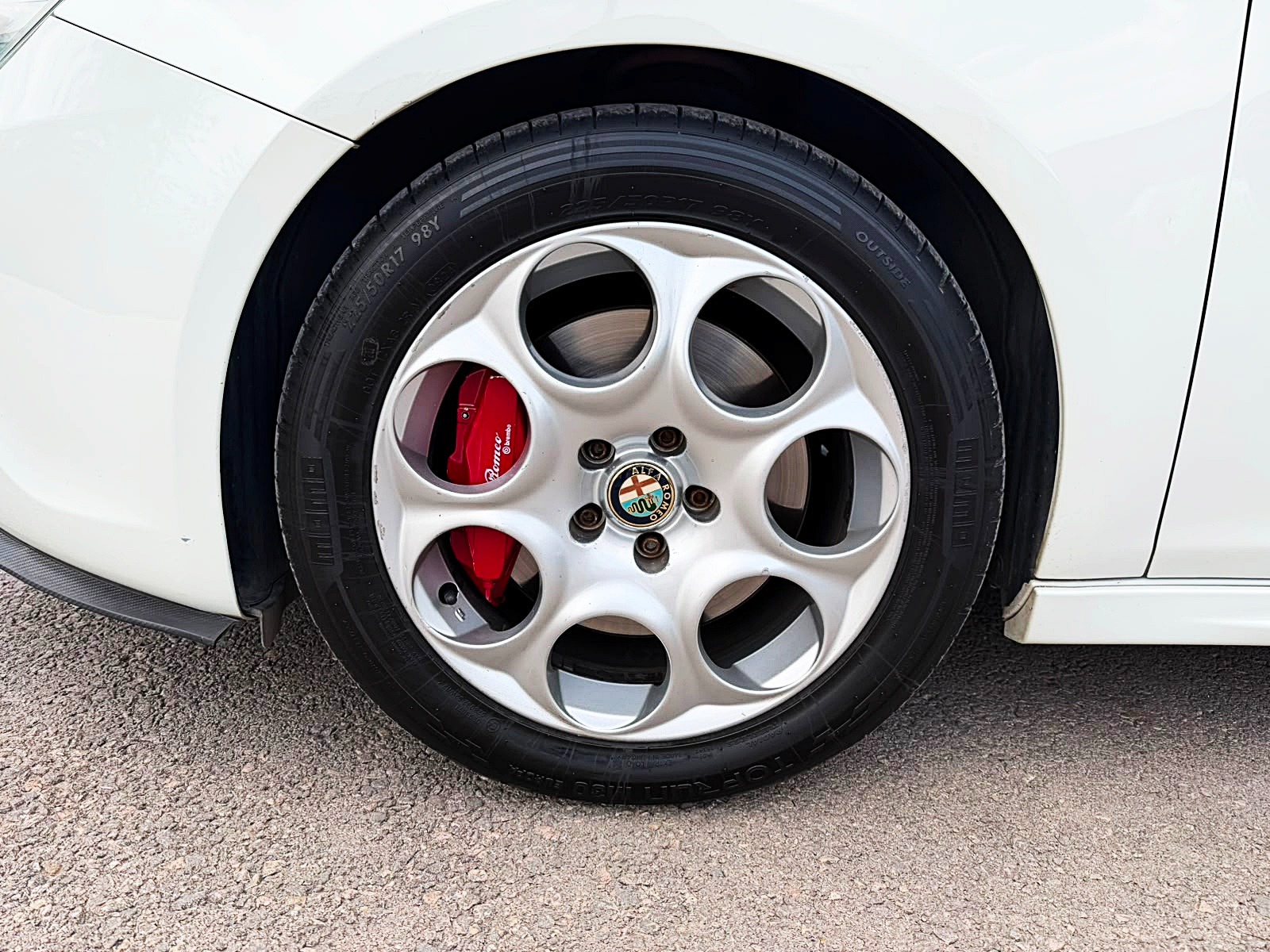 AUTONERJİ'DEN 2014 ALFA ROMEO GİULİETTA 1.4 TB MULTİAİR DİSTİNCT