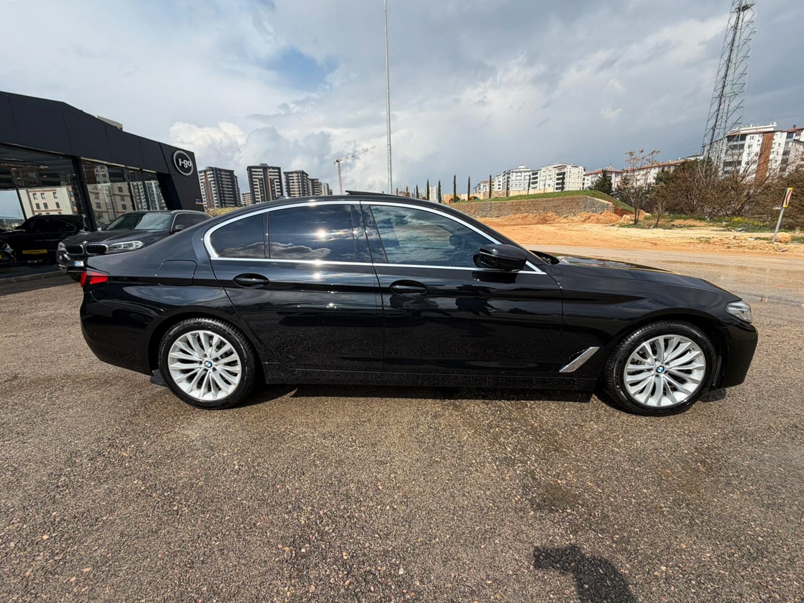 2021 BMW 520İ LUXURY LİNE TABA GESCURE CONTROL