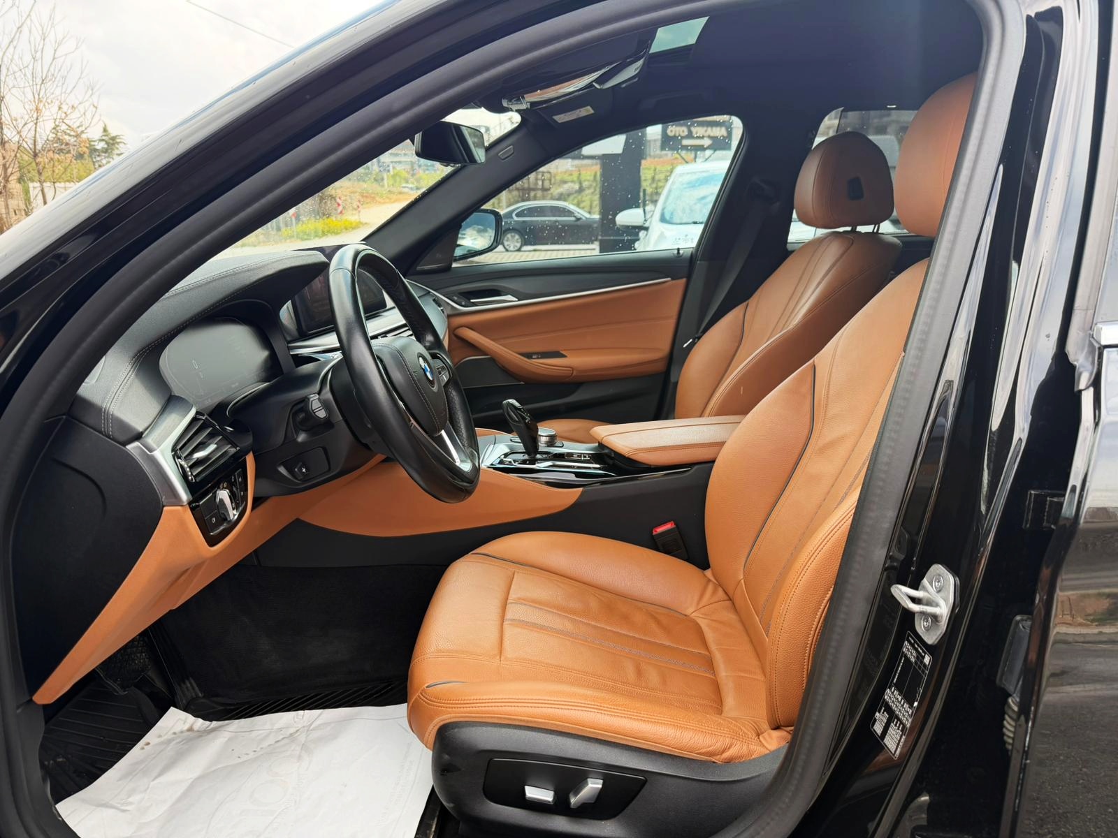 2021 BMW 520İ LUXURY LİNE TABA GESCURE CONTROL