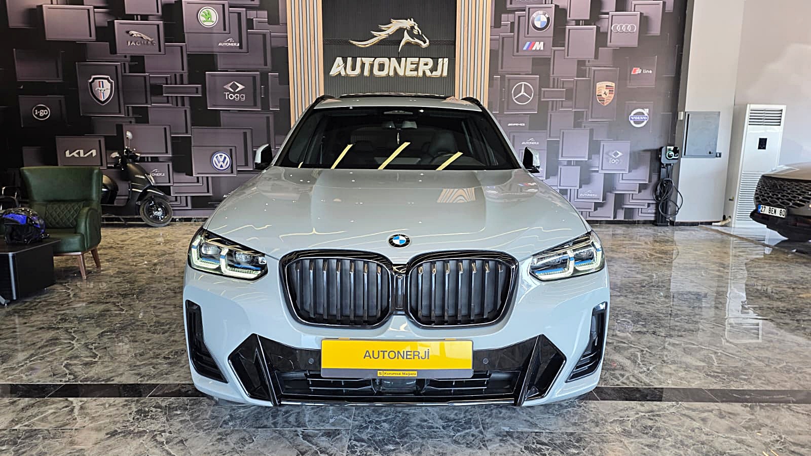 2024 BMW X3 M SPORT 50.th RECARO KOLTUK SHADOW