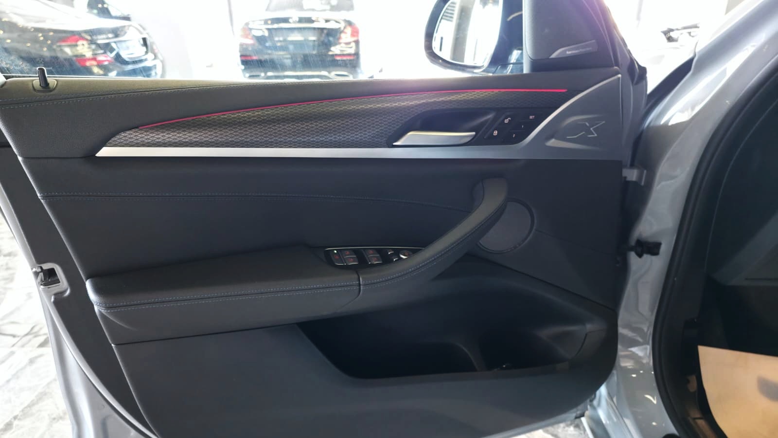 2024 BMW X3 M SPORT 50.th RECARO KOLTUK SHADOW