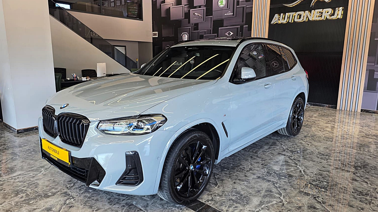 2024 BMW X3 M SPORT 50.th RECARO KOLTUK SHADOW