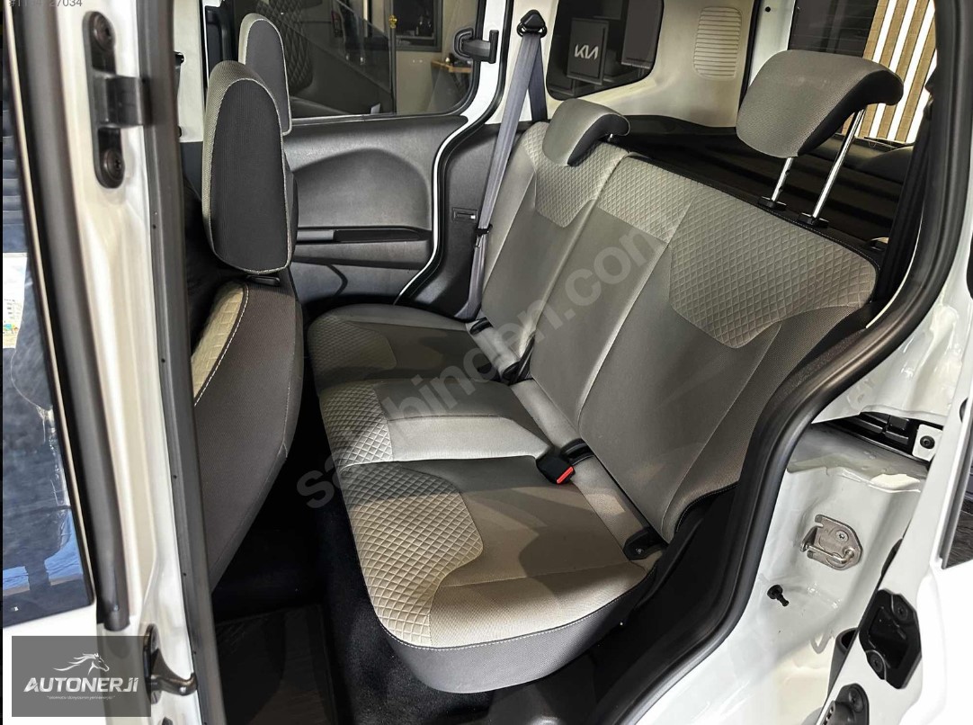 Tourneo Courier 1.0L Ecoboost Titanium hatasız