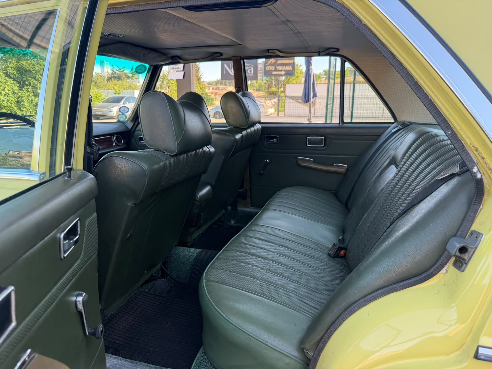 Mercedes Benz W115 KASA 1975 Model Bakımlı SUNROOF