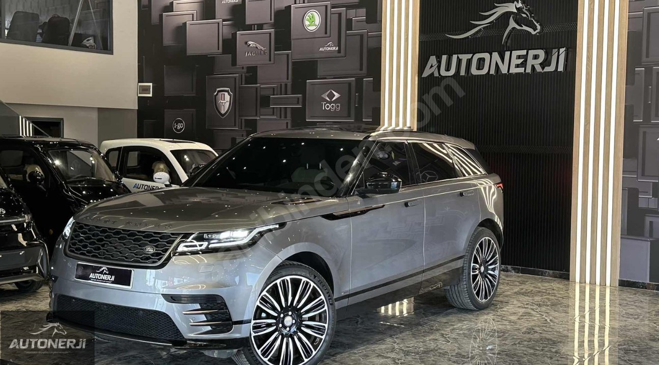 Range Rover Velar 2.0 TD4 D240 AWD R-Dynamic