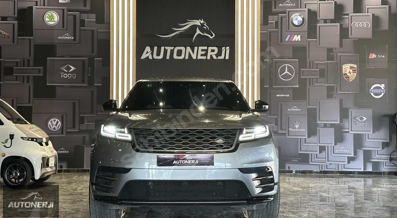 Range Rover Velar 2.0 TD4 D240 AWD R-Dynamic