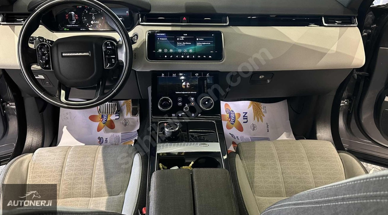 Range Rover Velar 2.0 TD4 D240 AWD R-Dynamic