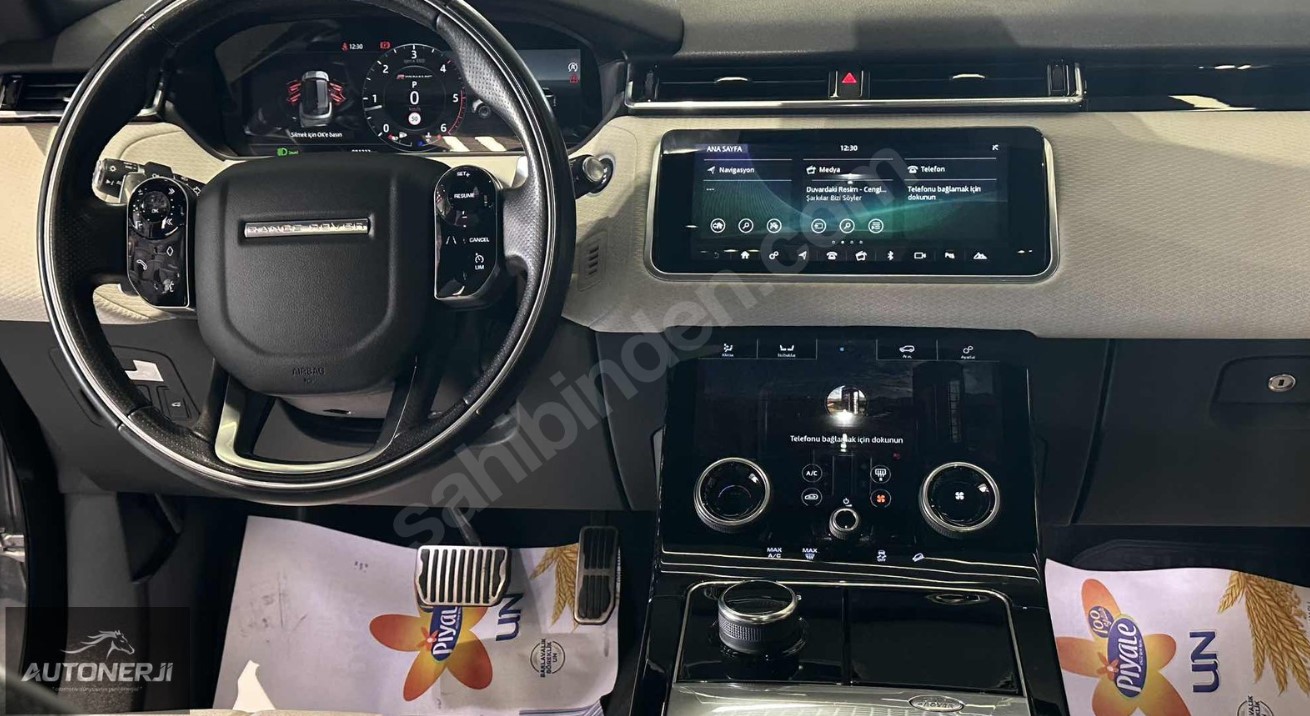 Range Rover Velar 2.0 TD4 D240 AWD R-Dynamic