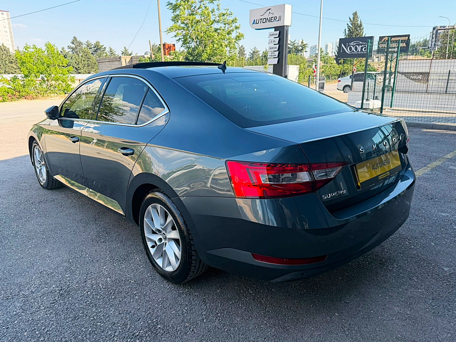 AUTONERJİ'DEN 2020 SKODA SUPERB 1.6 TDI ELİTE CAM TAVAN DSG