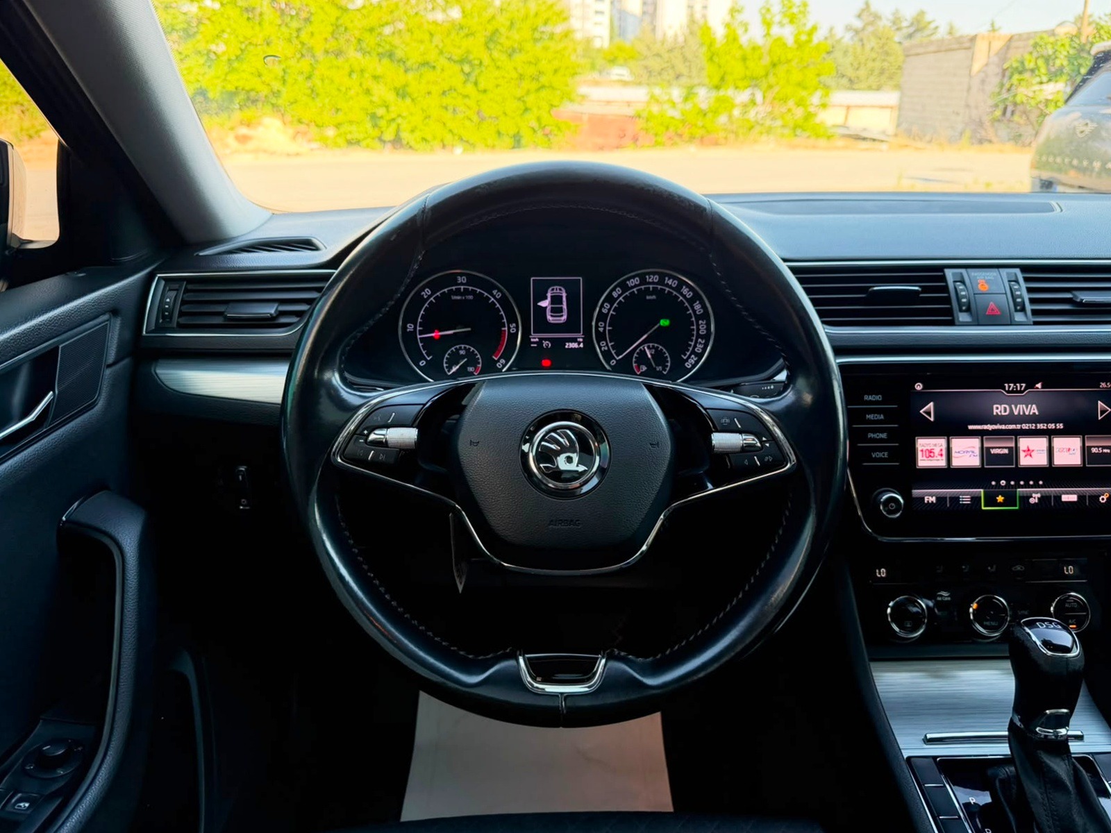 AUTONERJİ'DEN 2020 SKODA SUPERB 1.6 TDI ELİTE CAM TAVAN DSG