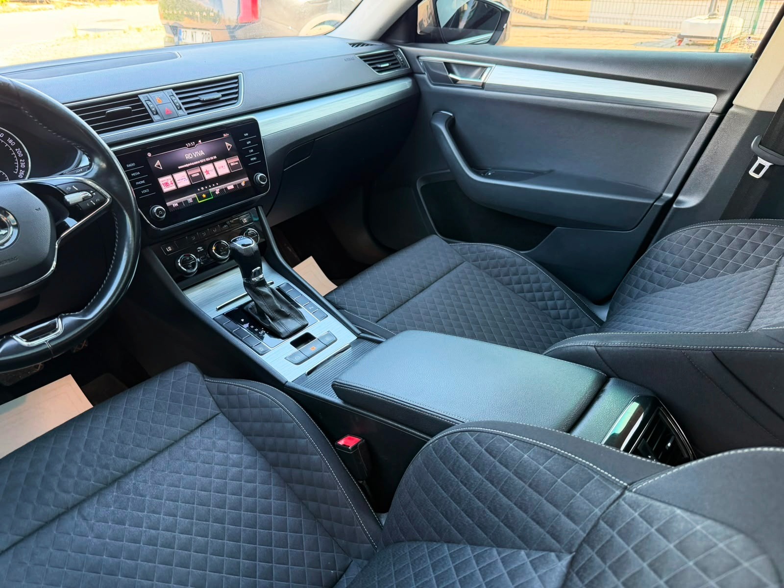 AUTONERJİ'DEN 2020 SKODA SUPERB 1.6 TDI ELİTE CAM TAVAN DSG